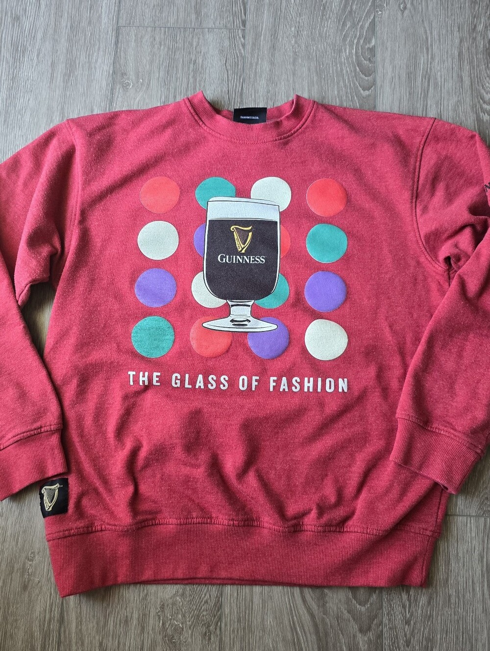 Guinness Glass of Fashion Crewneck Sweatshirt Red Beer Pint Graphic Relaxed S